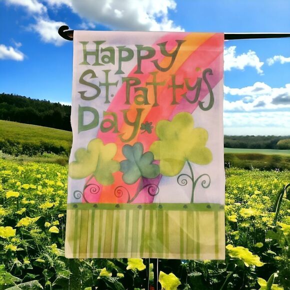 St Patricks Day House Flag Rainbow Shamrocks Clovers Vertical Pattys NEW 25x38. - Picture 4 of 11